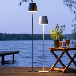 Brilliant Akku-Stehlampe Kaami