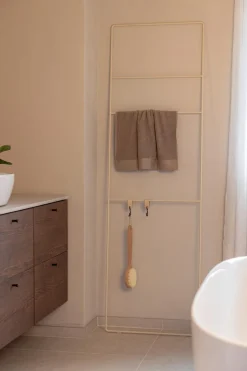 Clearance Handtuchleiter Estina Badzubehör