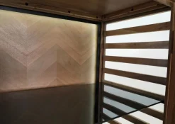 Gutmann Factory Vitrine Showcase